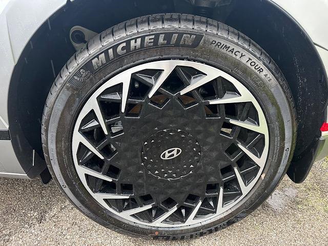 New 2024 Hyundai Ioniq 5 Limited image 12