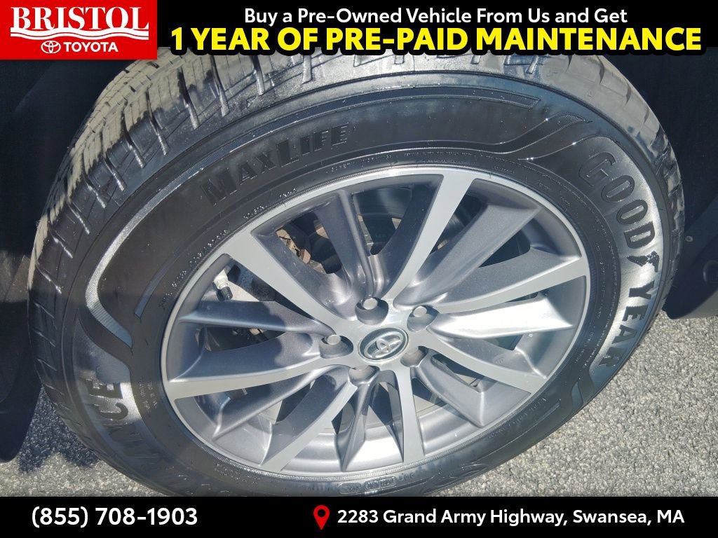 Used 2018 Toyota Highlander XLE AWD/4WD image 11