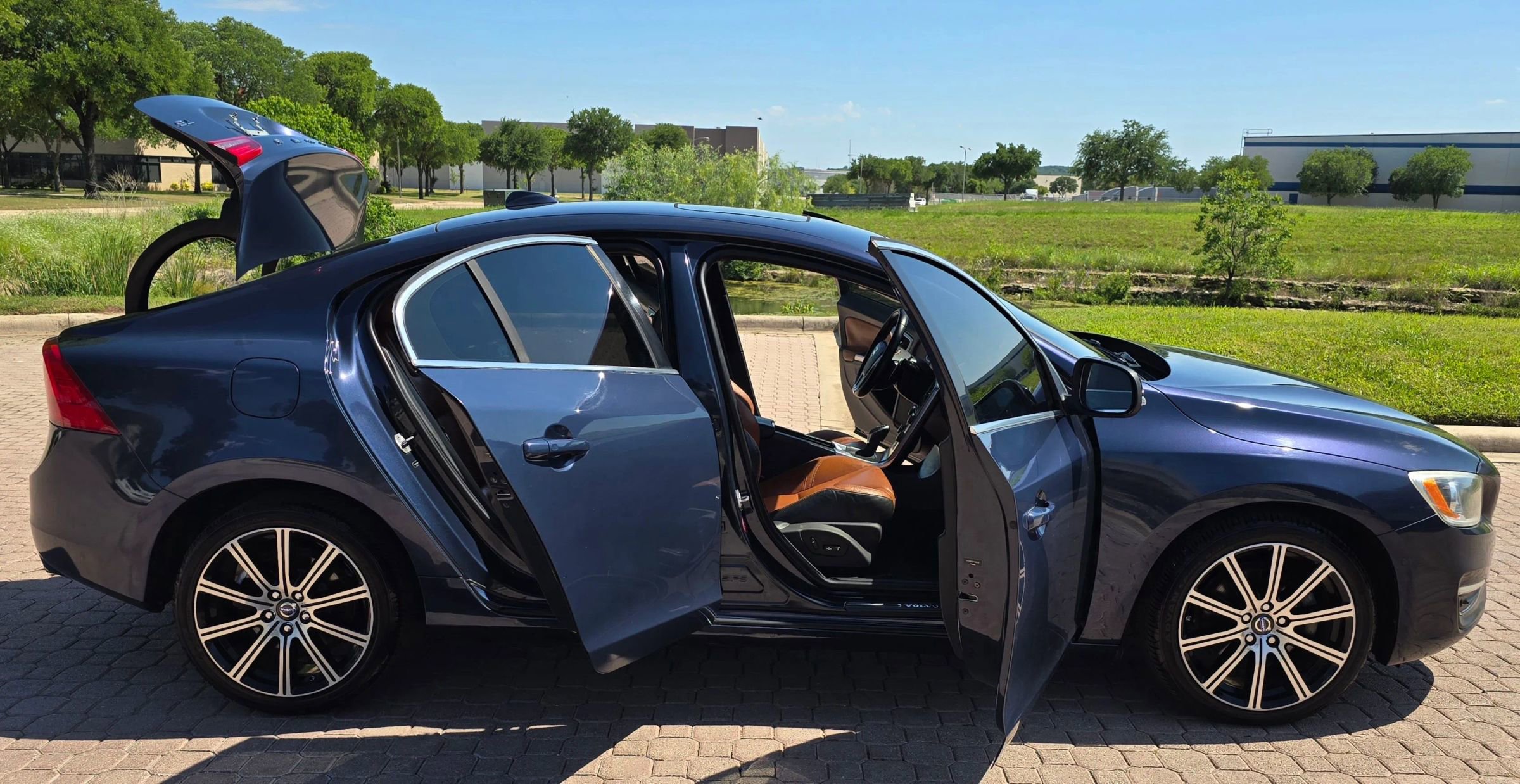 Used 2015 Volvo S60 T5 Premier Plus FWD image 13