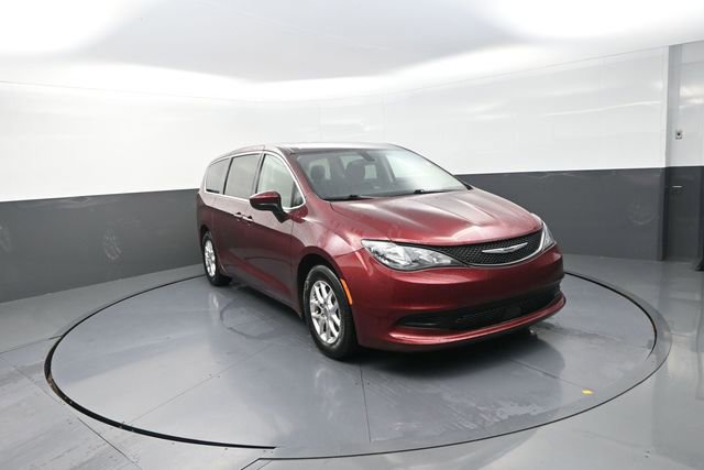 Used 2022 Chrysler Voyager LX FWD image 62