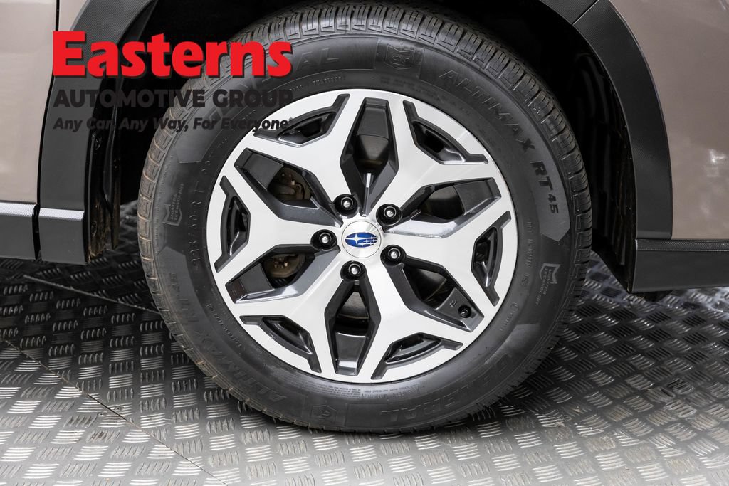 Used 2022 Subaru Forester Premium AWD/4WD image 35
