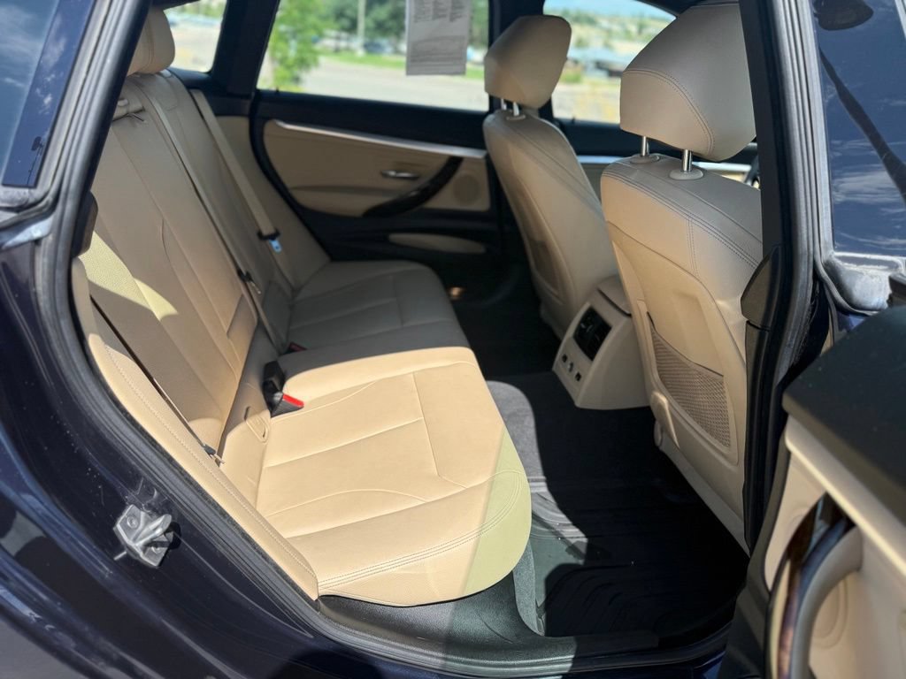 Used 2017 BMW 330i Gran Turismo xDrive AWD/4WD image 29