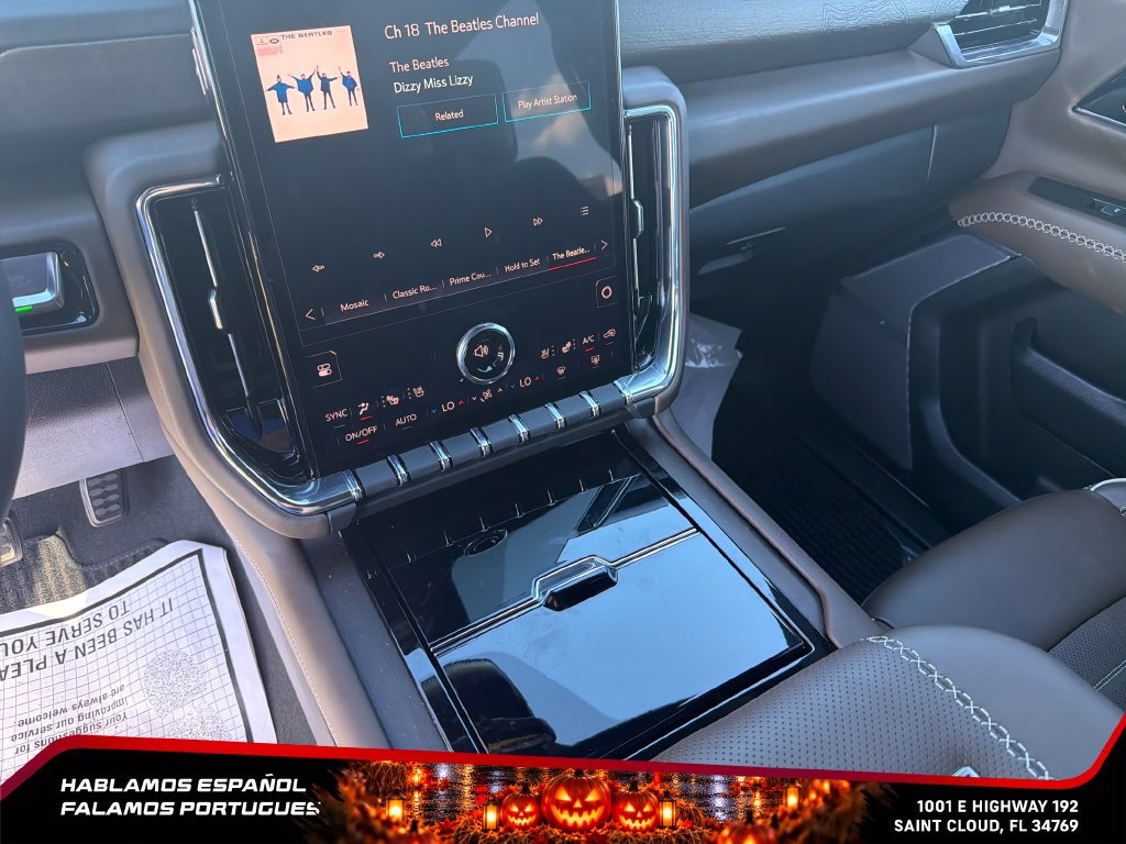 Used 2026 GMC Yukon Denali Ultimate AWD/4WD image 22