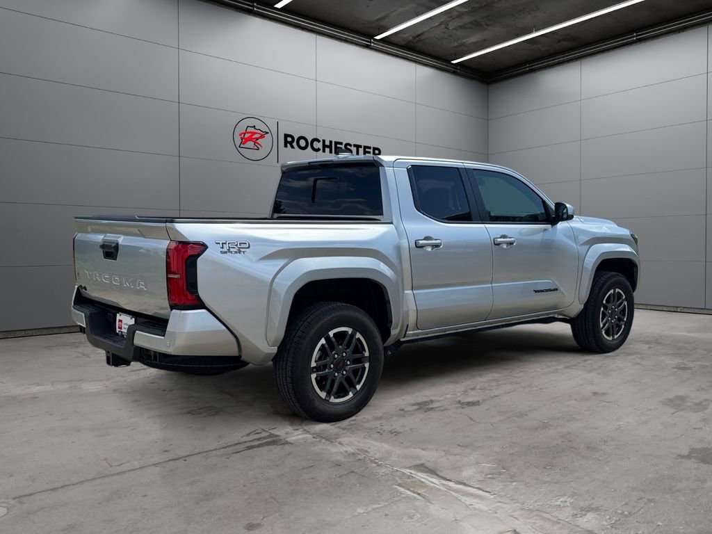 Used 2024 Toyota Tacoma TRD Sport w/ TRD Sport Upgrade Package AWD/4WD image 5