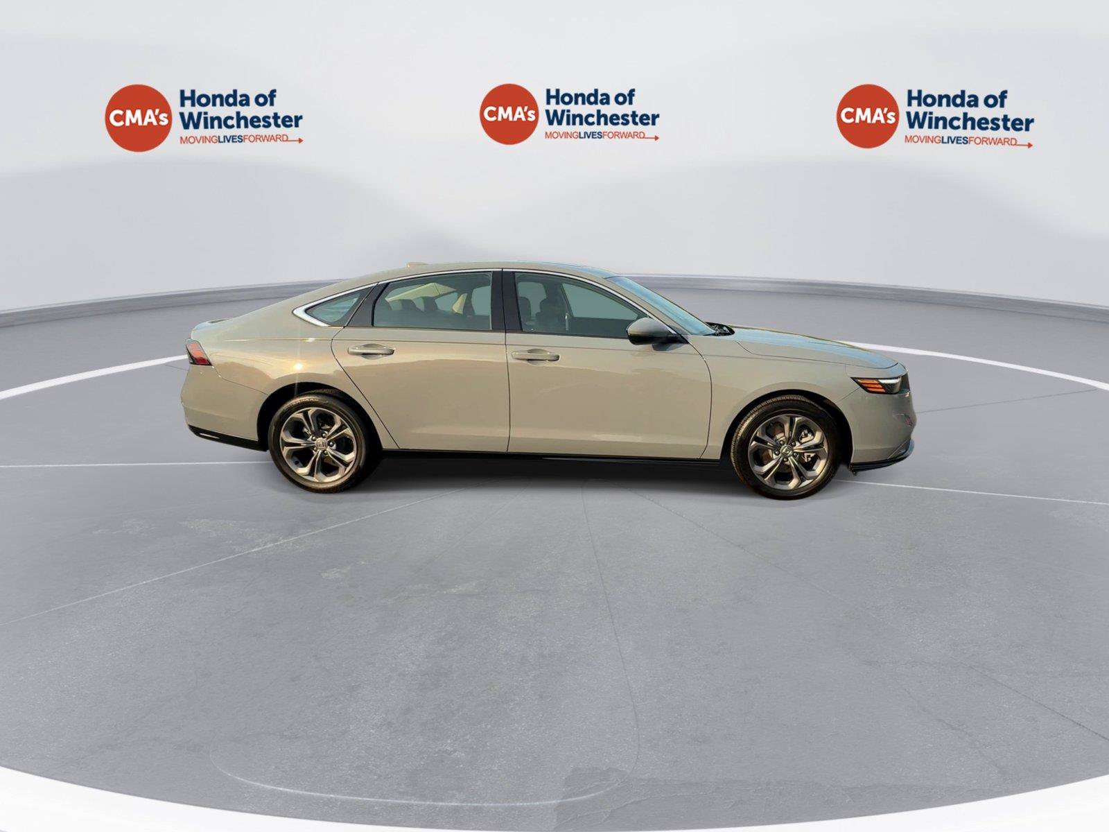 Used 2026 Honda Accord EX-L image 9