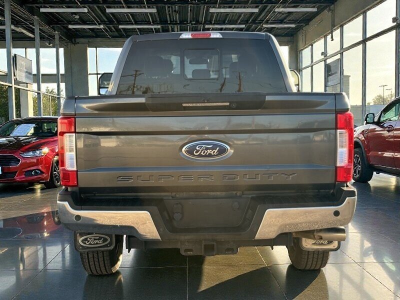 Used 2019 Ford F350 Lariat w/ Lariat Ultimate Package image 4