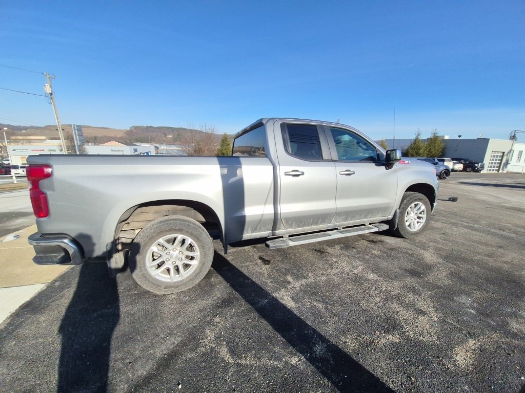 Used 2023 Chevrolet Silverado 1500 LT image 8