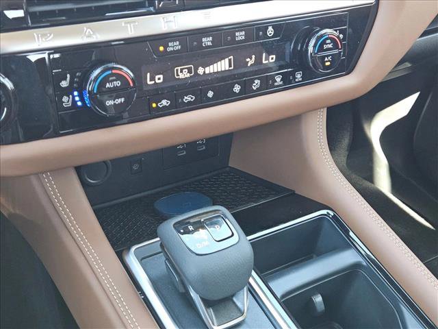 New 2026 Nissan Pathfinder Platinum image 15