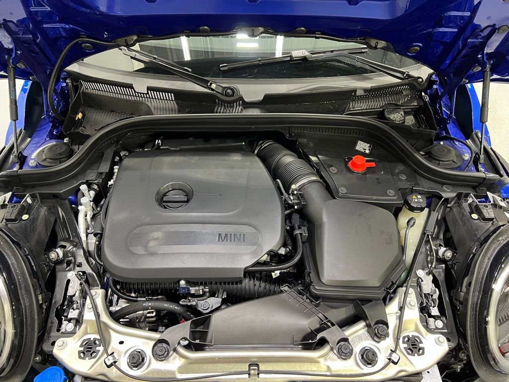 Certified 2025 MINI Cooper S image 25