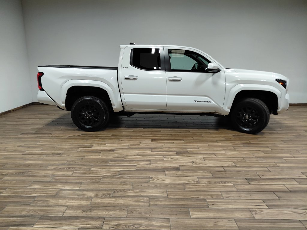 Used 2026 Toyota Tacoma SR5 AWD/4WD image 20