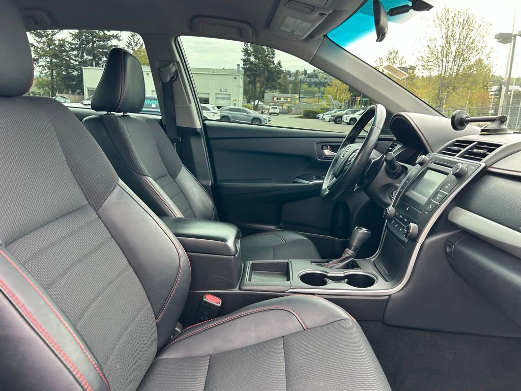 Certified 2016 Toyota Camry SE FWD image 16