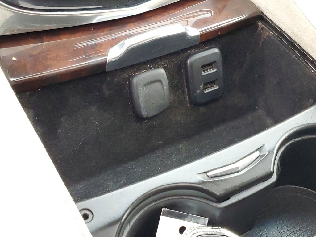 Used 2016 Cadillac Escalade Premium image 20