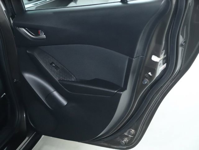 Used 2014 MAZDA MAZDA3 i Touring image 24