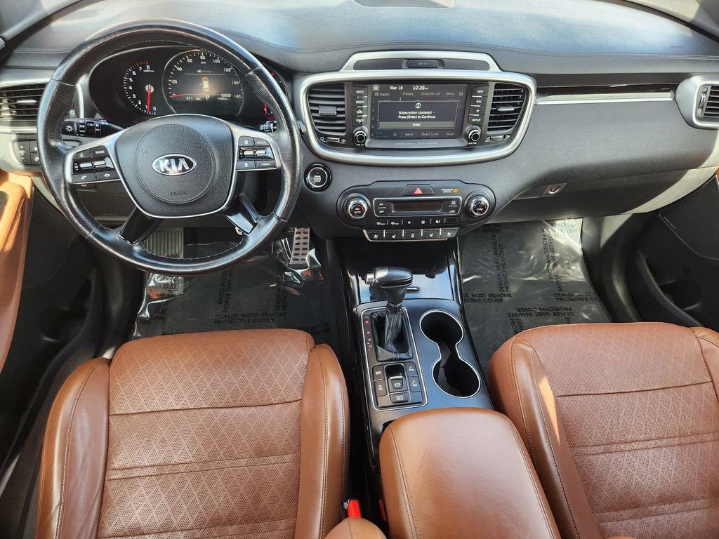 Used 2019 Kia Sorento SX image 16