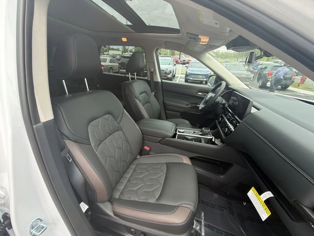 New 2026 Nissan Pathfinder Platinum AWD/4WD image 25