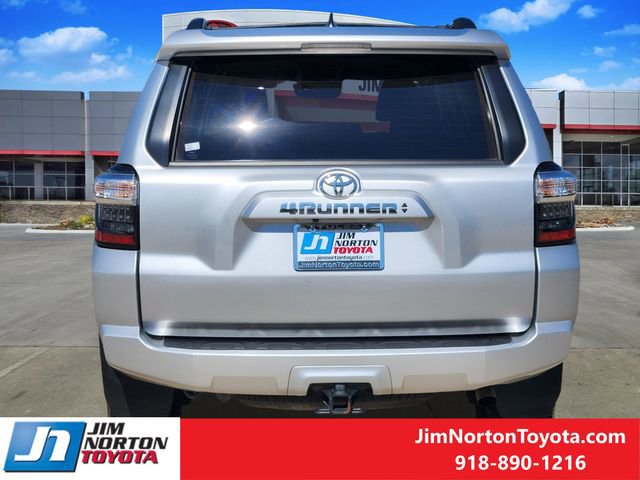 Used 2024 Toyota 4Runner SR5 AWD/4WD image 6