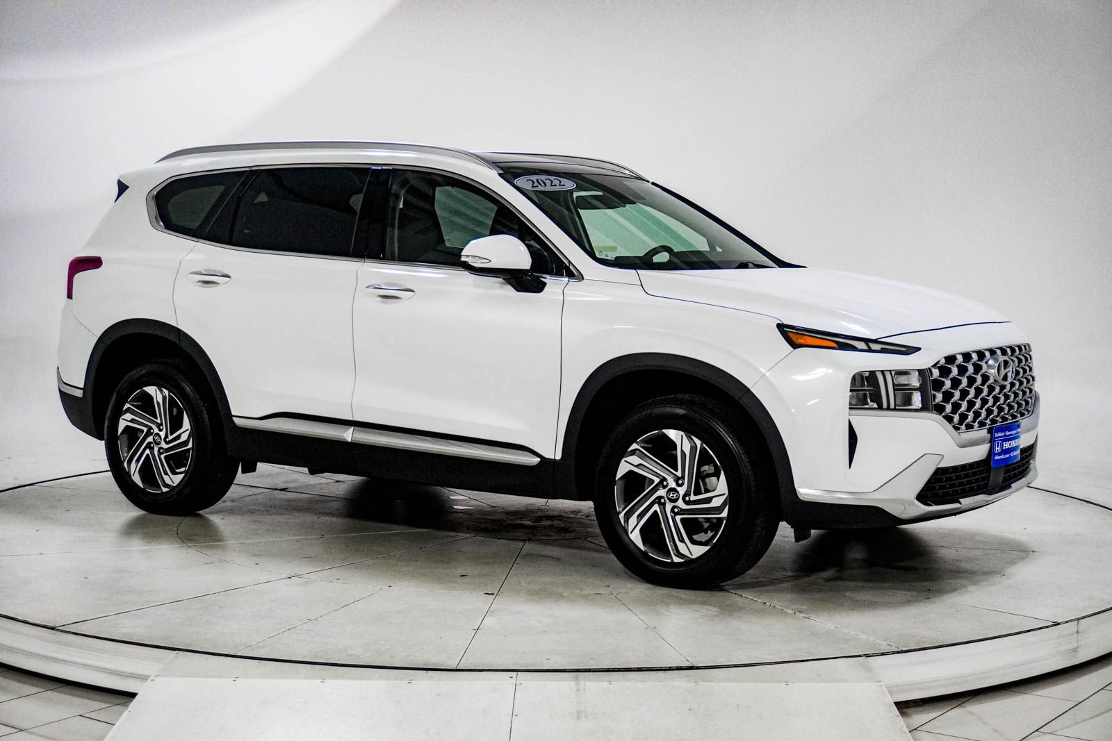 Used 2022 Hyundai Santa Fe SEL w/ Convenience + Premium Package AWD/4WD image 11