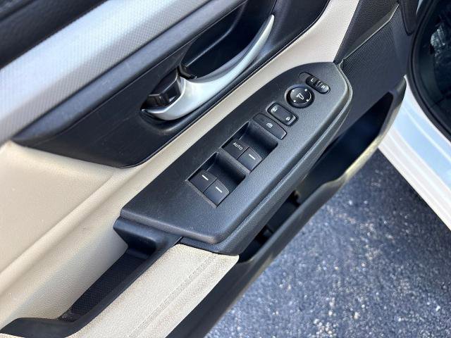 Used 2017 Honda CR-V LX image 11