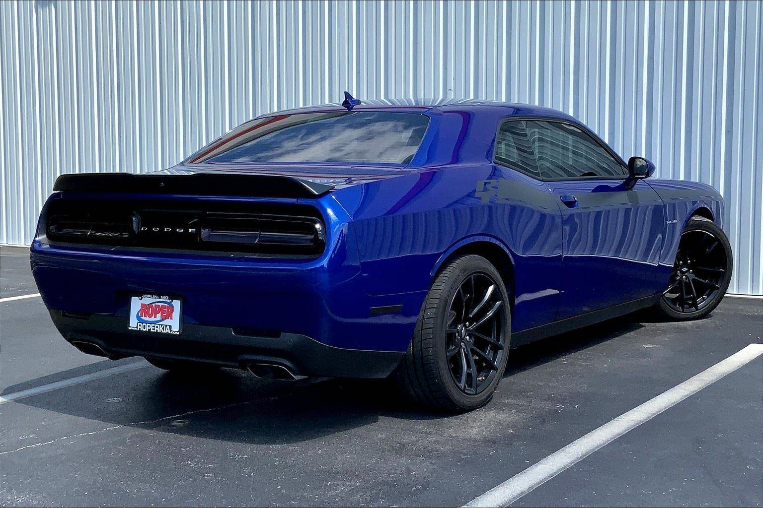Used 2022 Dodge Challenger R/T w/ Shaker Package image 9