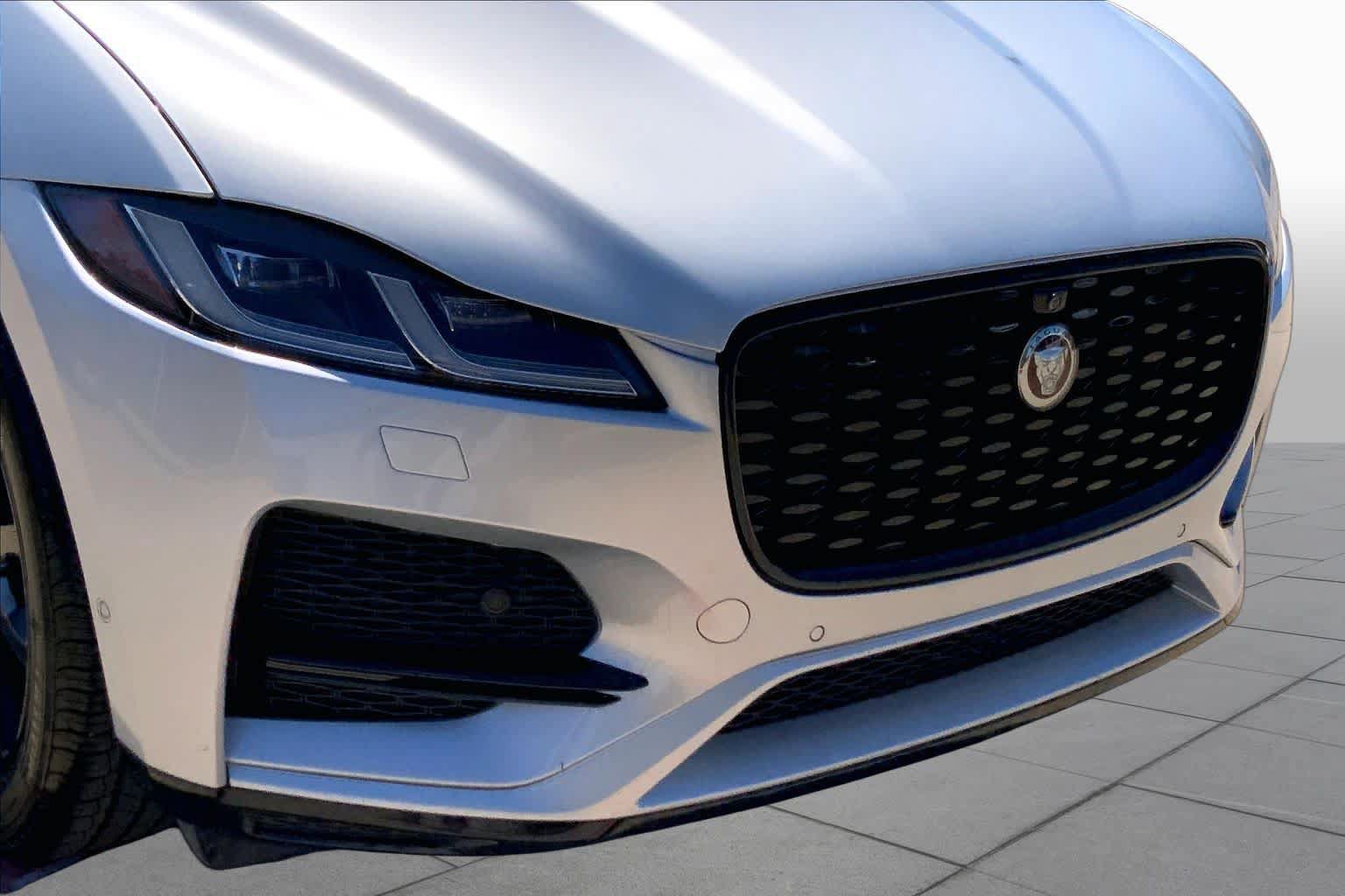 Used 2021 Jaguar F-PACE S AWD/4WD image 30