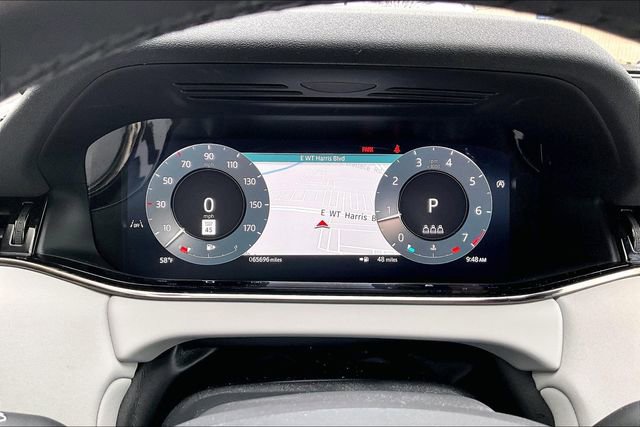 Used 2024 Land Rover Range Rover Evoque Dynamic SE image 10