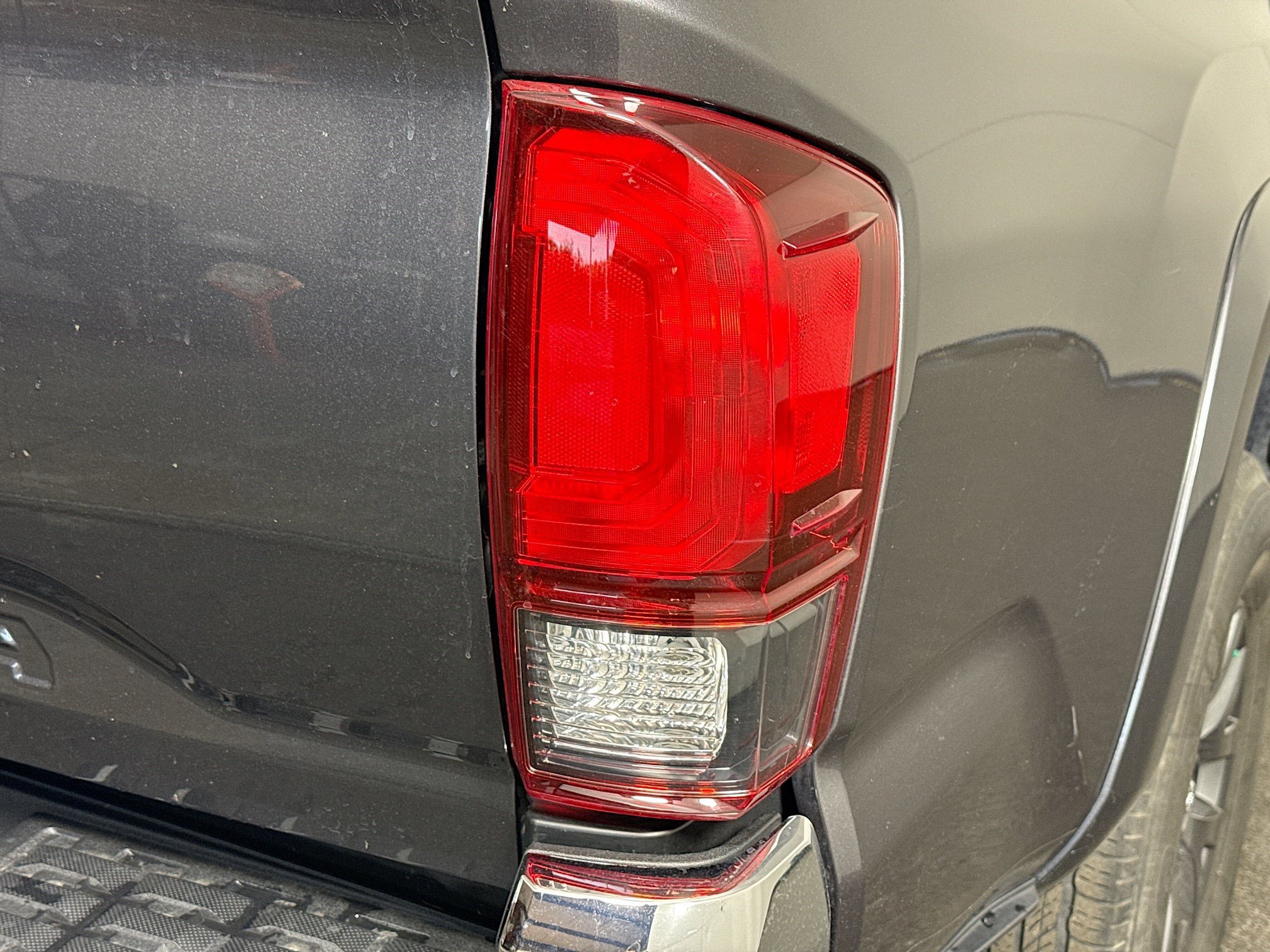 Used 2023 Toyota Tacoma SR image 33