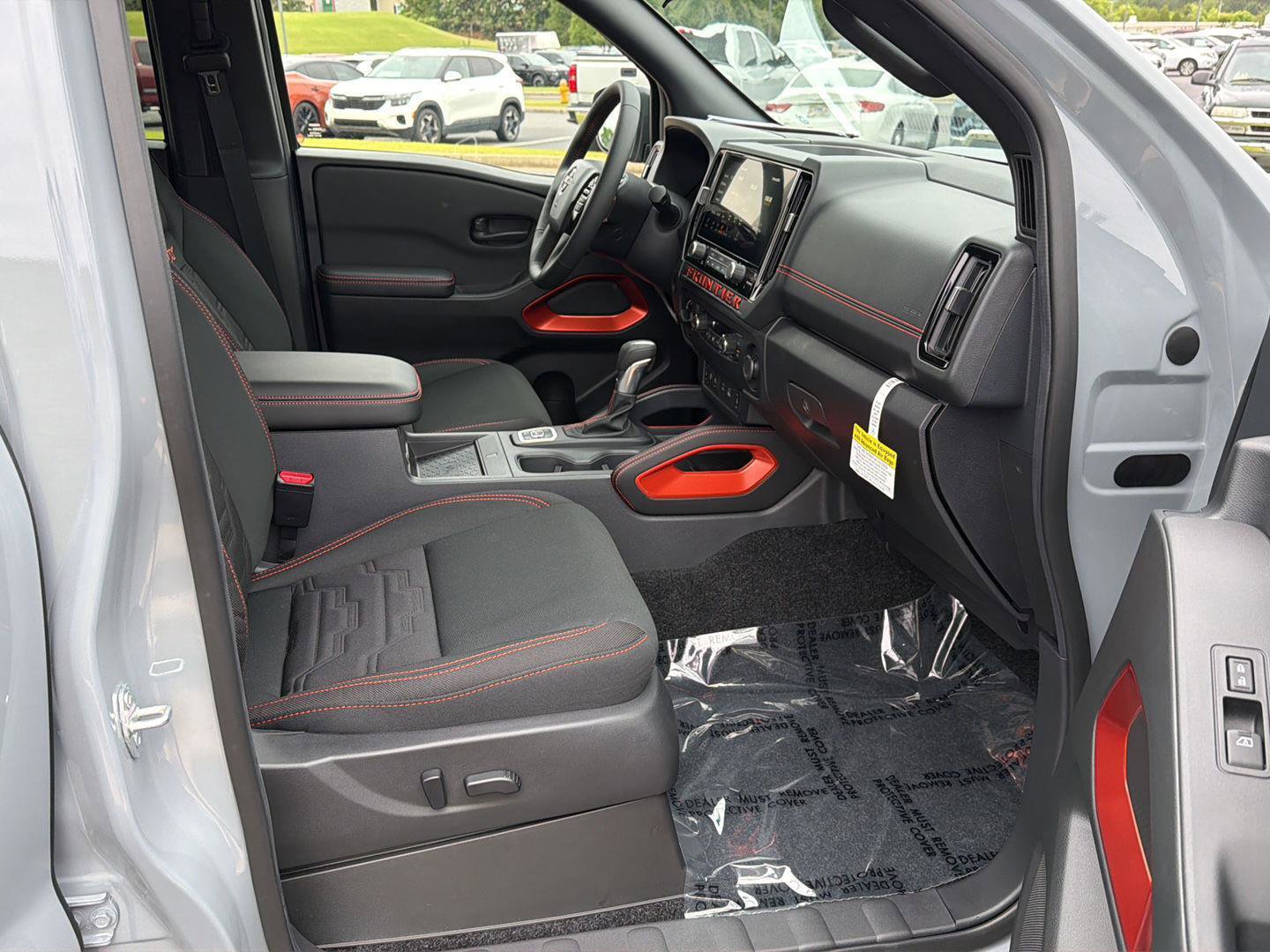 New 2026 Nissan Frontier PRO-4X w/ Pro-4x Convenience Package AWD/4WD image 13