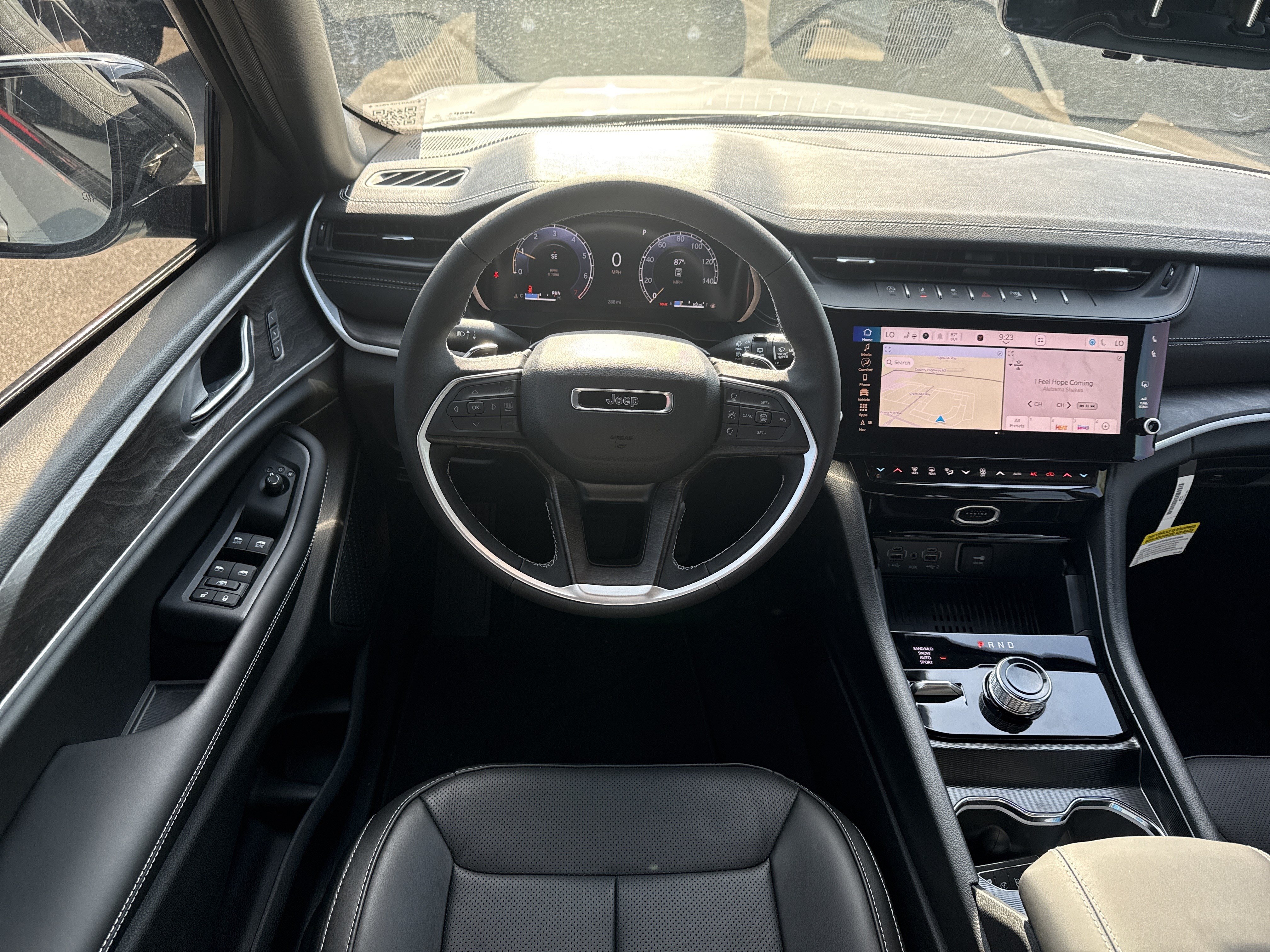 New 2026 Jeep Grand Cherokee Limited AWD/4WD image 24