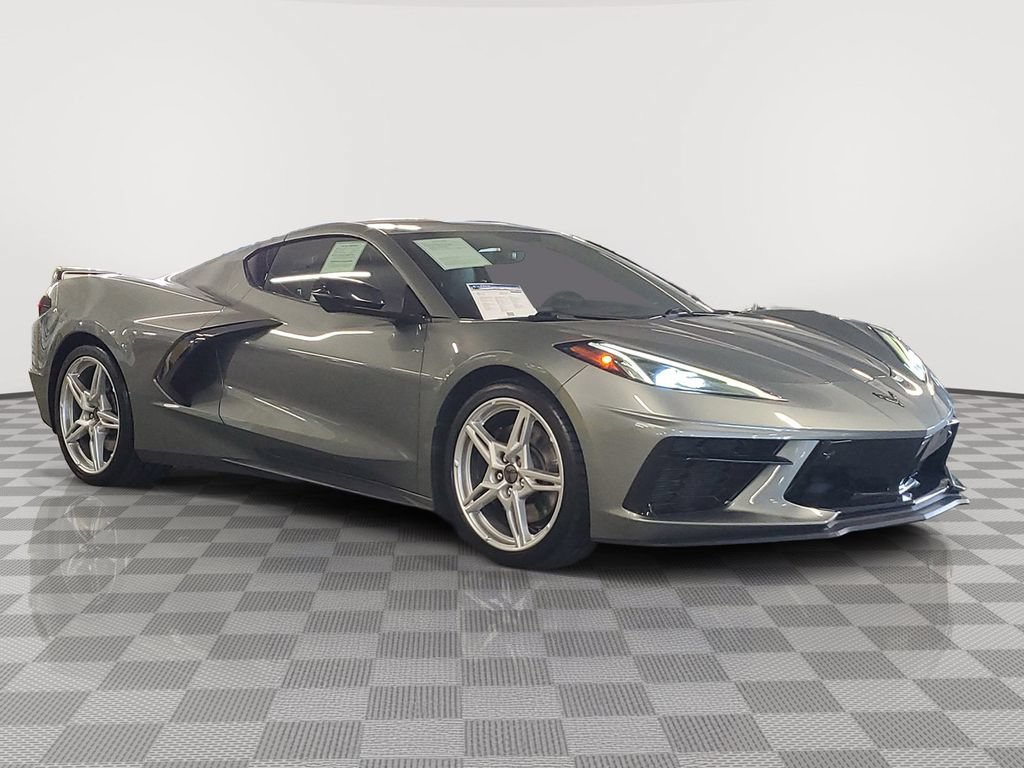 Used 2023 Chevrolet Corvette Stingray Premium Cpe w/ Z51 Performance Package RWD image 3
