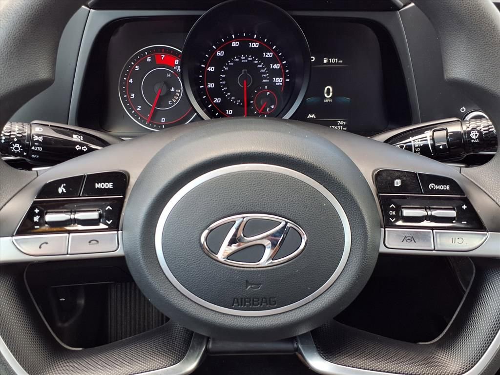 Used 2023 Hyundai Elantra SEL w/ Cargo Package image 24