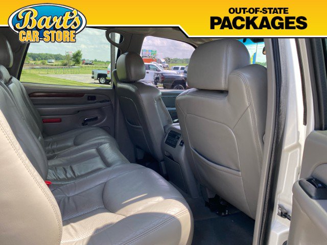 Used 2004 Cadillac Escalade AWD image 12