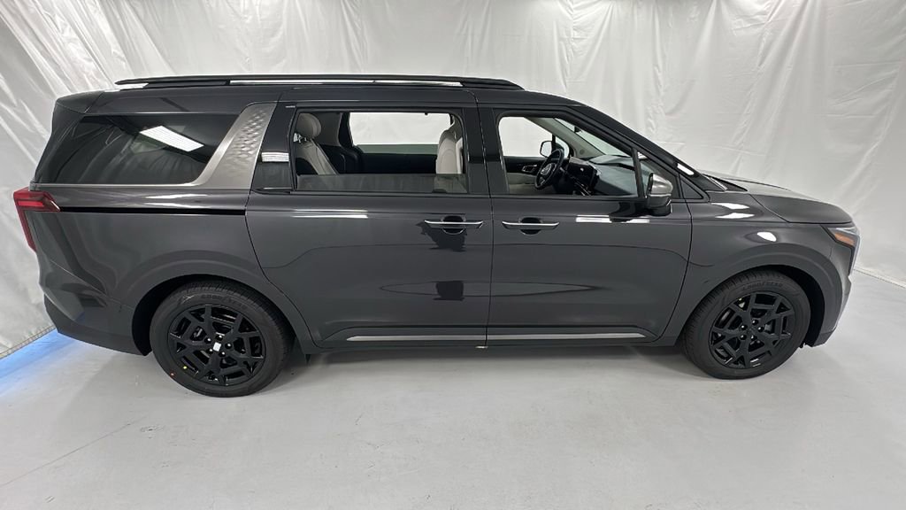 New 2026 Kia Carnival SX Prestige image 2