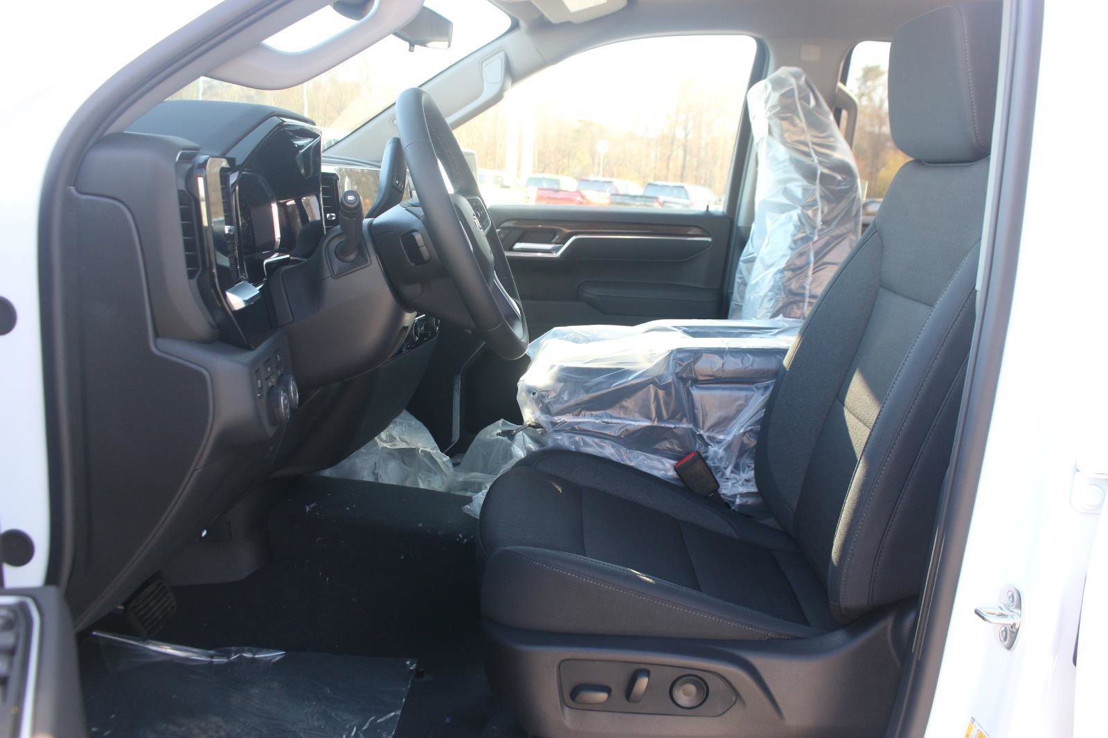 New 2026 Chevrolet Silverado 1500 LT image 13