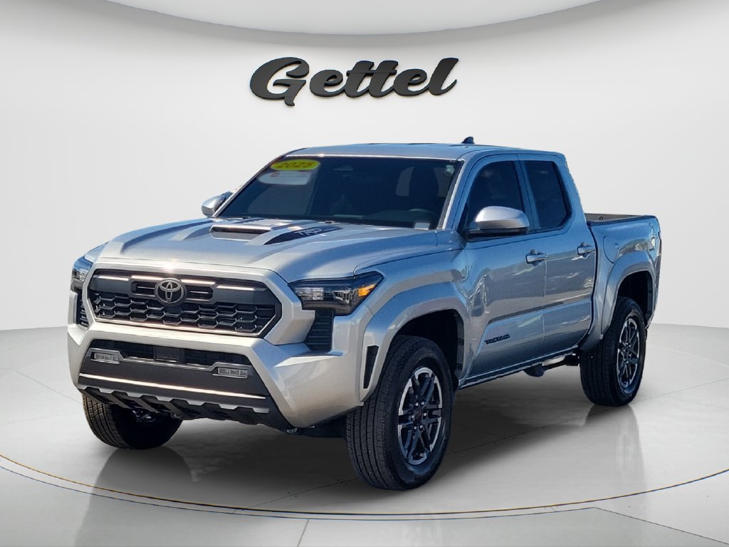 Used 2025 Toyota Tacoma TRD Sport RWD image 1