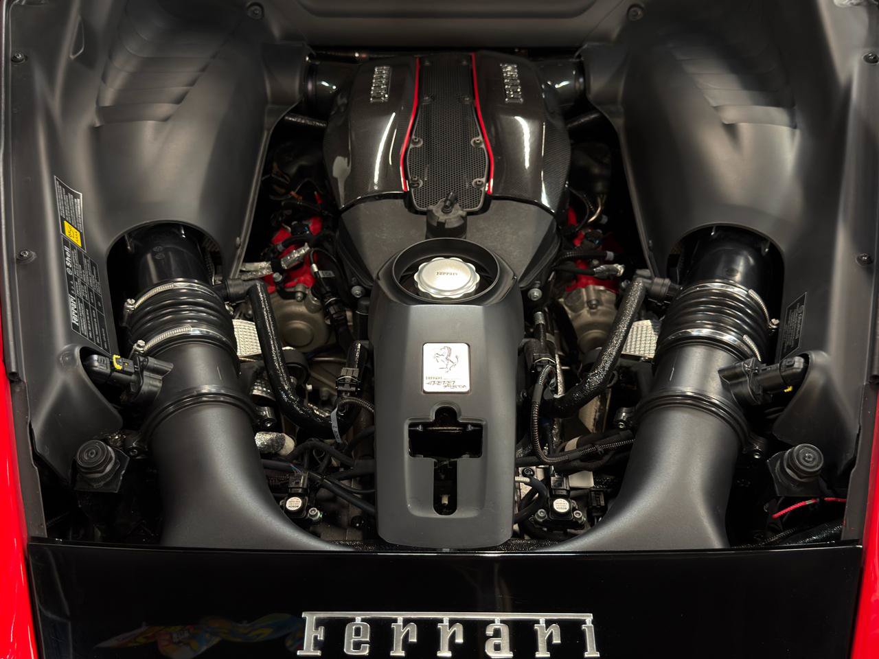 Used 2020 Ferrari 488 Pista Coupe RWD image 35