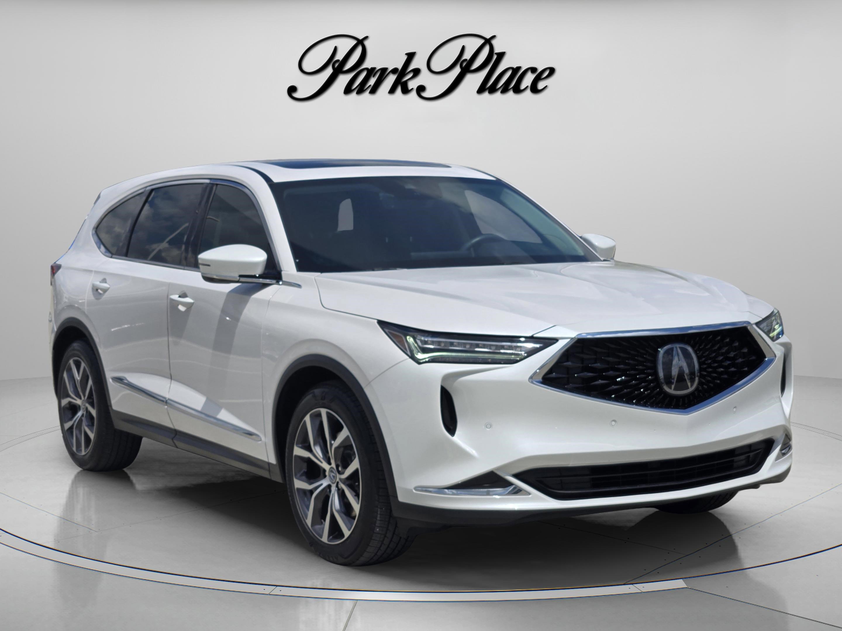 Used 2024 Acura MDX SH-AWD w/ Technology Package image 4