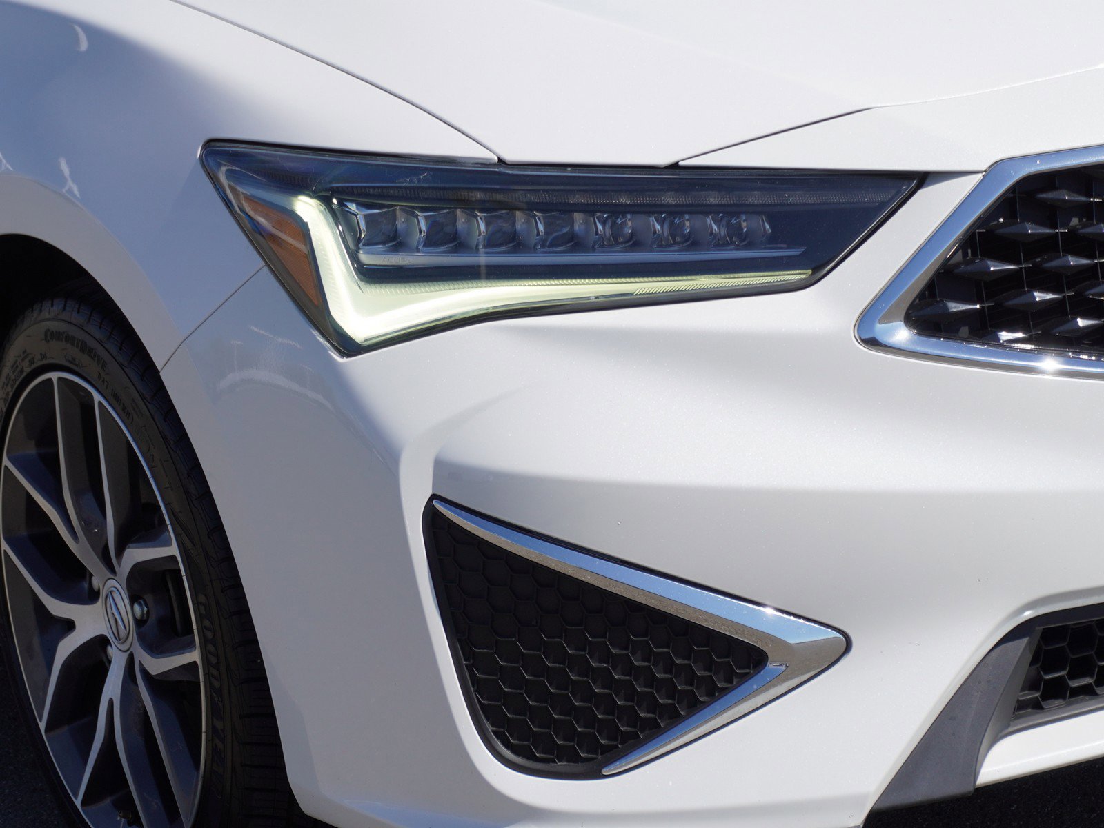 Used 2020 Acura ILX w/ Premium Package image 3