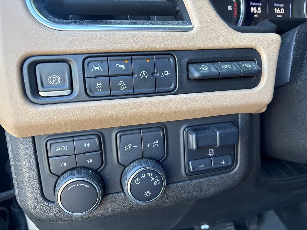 Used 2021 Chevrolet Tahoe Premier w/ Premium Package AWD/4WD image 20