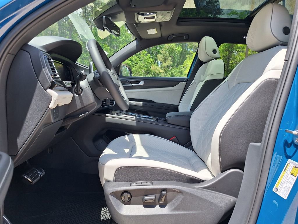 New 2025 Volkswagen Atlas Cross Sport SEL Premium R-Line image 12