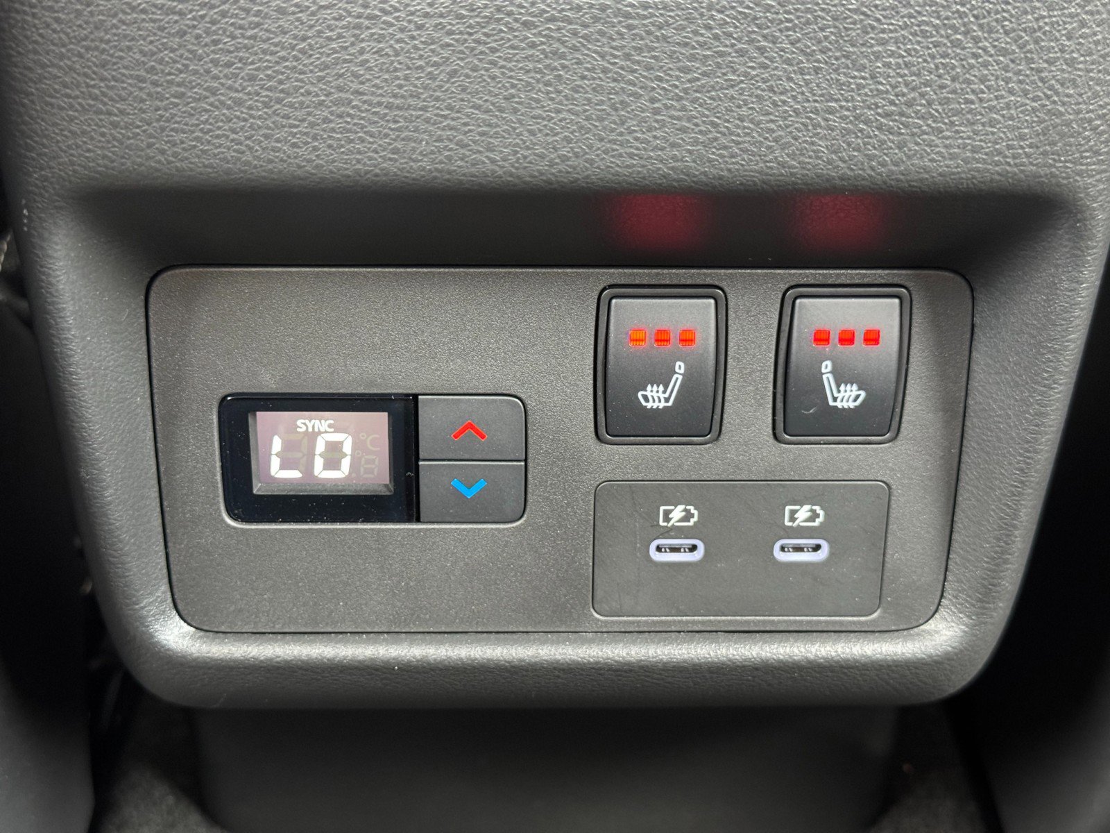 Used 2024 Nissan Rogue Platinum w/ Platinum Premium Package AWD/4WD image 32
