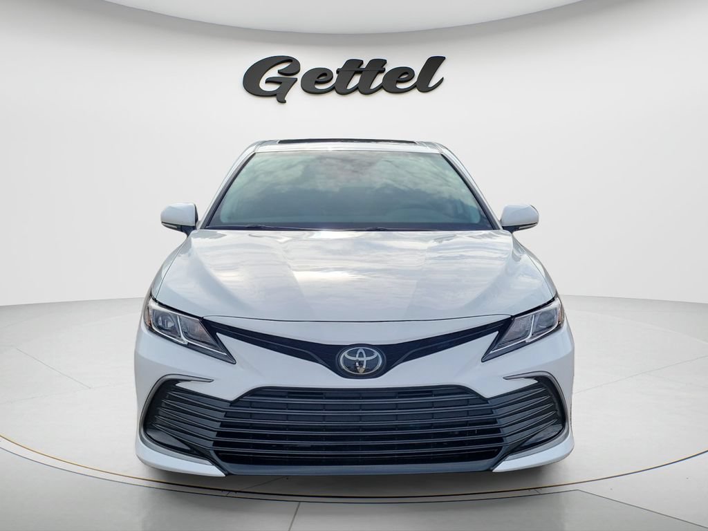 Used 2024 Toyota Camry LE w/ Convenience Package FWD image 2