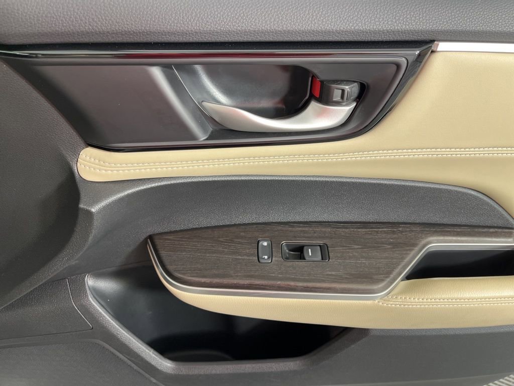 Certified 2018 Honda Clarity Plug-In Hybrid image 19
