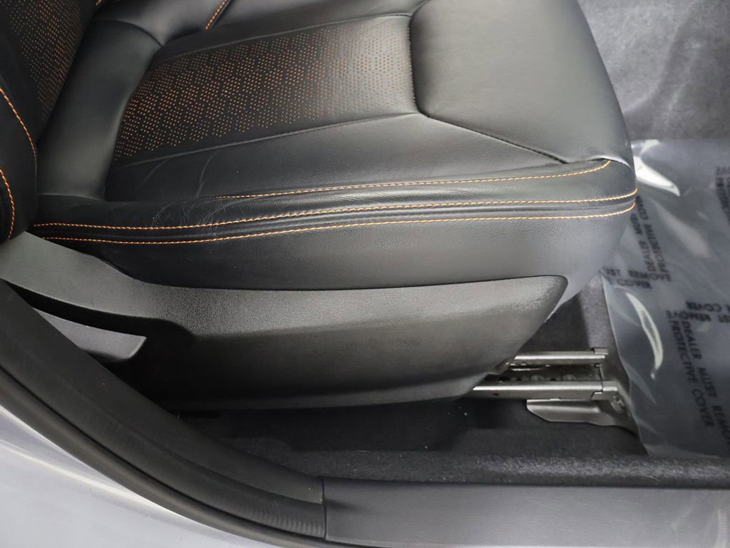 Used 2023 Subaru Crosstrek 2.5i Limited w/ Moonroof Package image 32