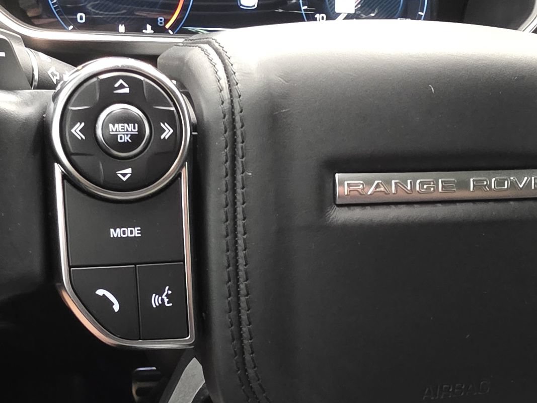 Used 2016 Land Rover Range Rover Supercharged AWD/4WD image 30