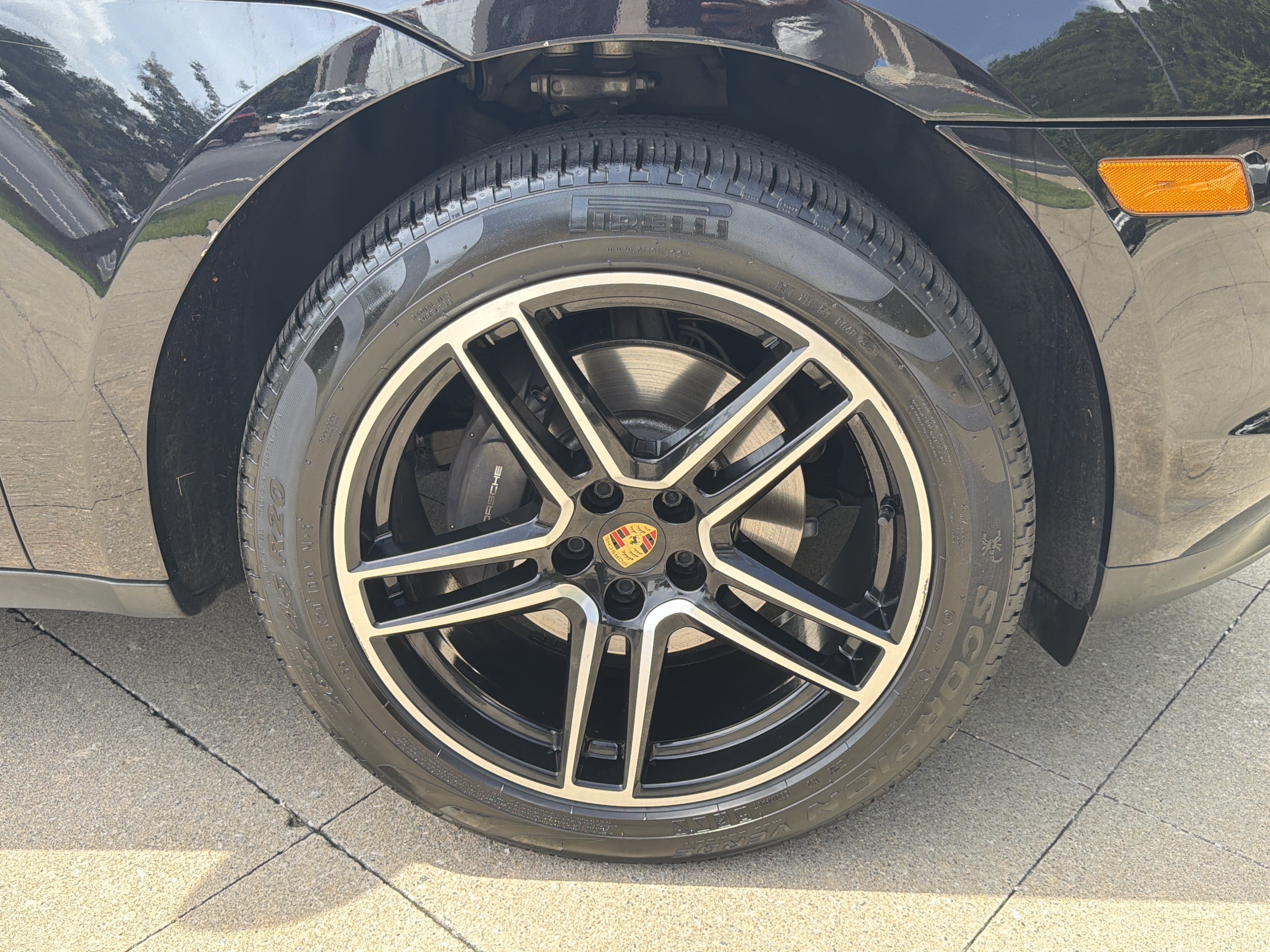 Used 2020 Porsche Macan AWD/4WD image 12