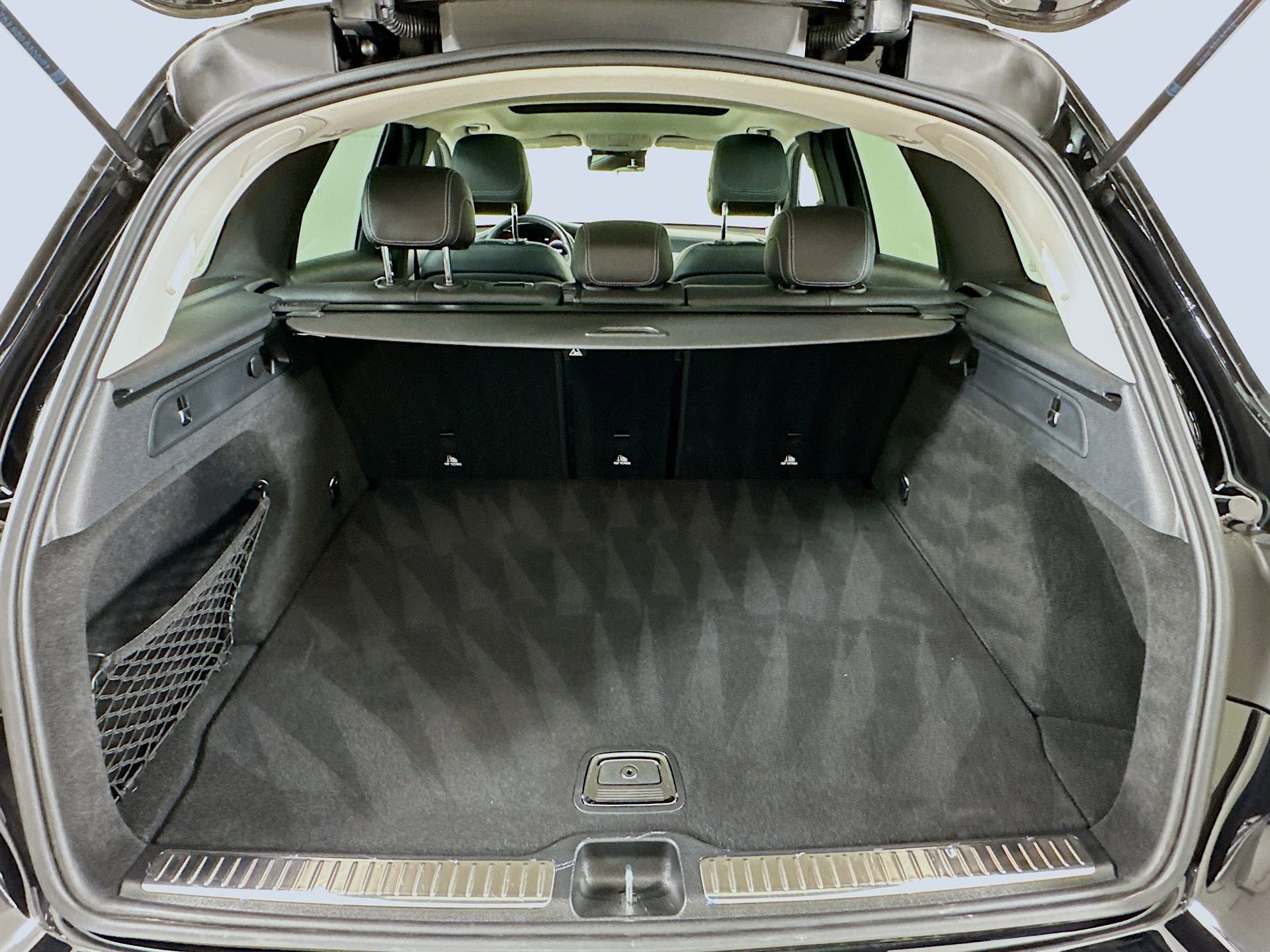 Certified 2022 Mercedes-Benz GLC 300 image 28