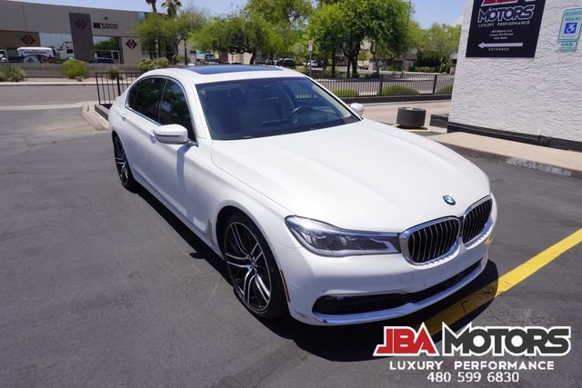 Used 2018 BMW 750i RWD image 14