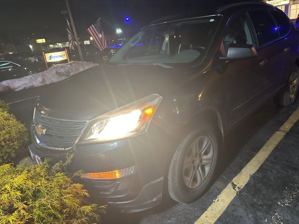 Used 2016 Chevrolet Traverse LS image 1