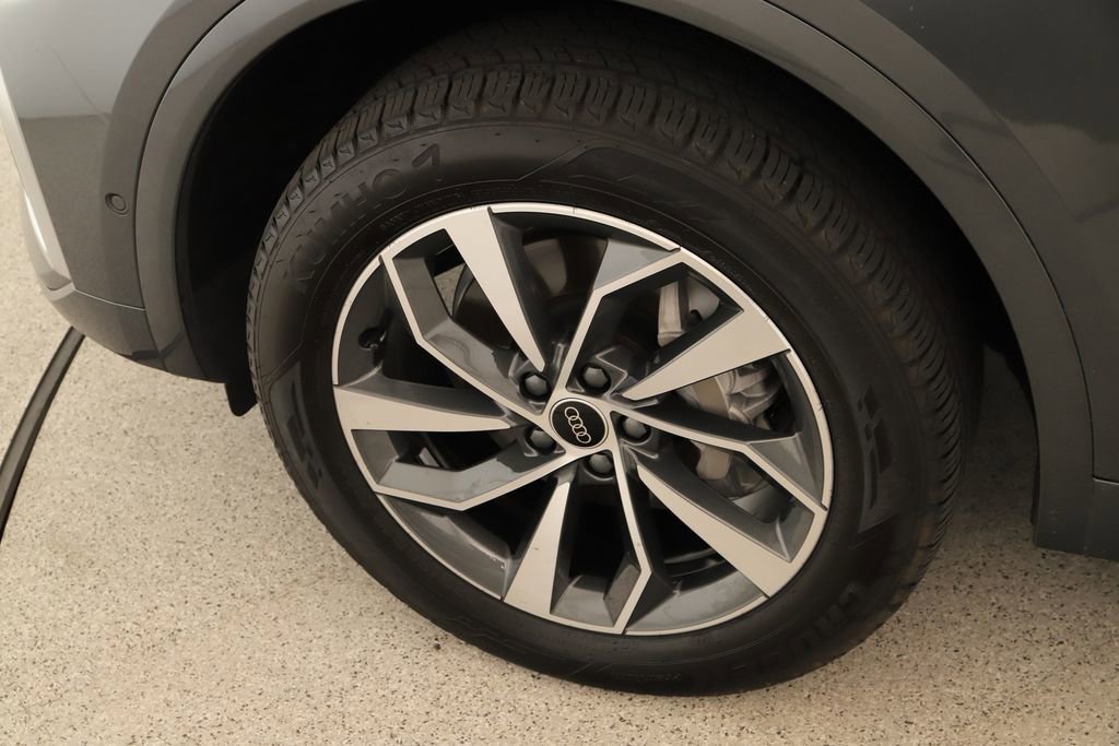 Used 2023 Audi Q5 2.0T Prestige AWD/4WD image 33
