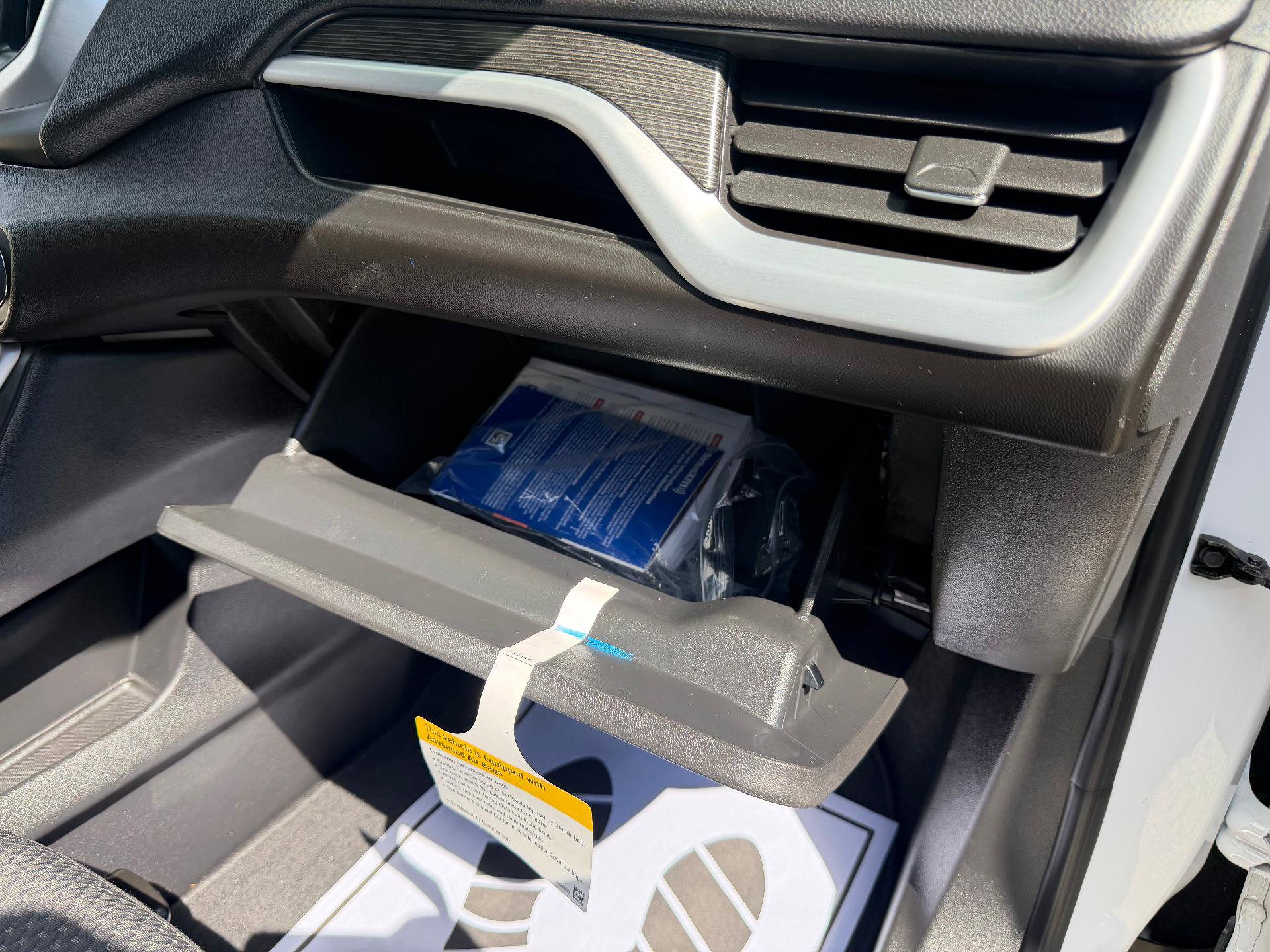 Used 2023 GMC Terrain SLE w/ Driver Convenience Package image 37